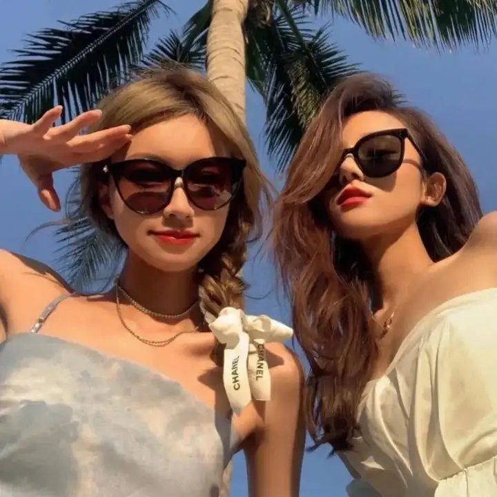 邓肯小镇第一季 海报
