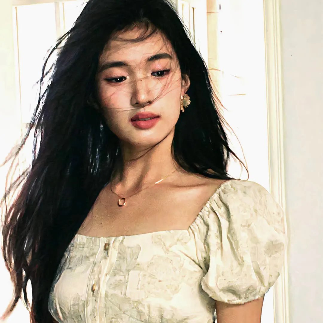 布劳涅森林的女人们 海报